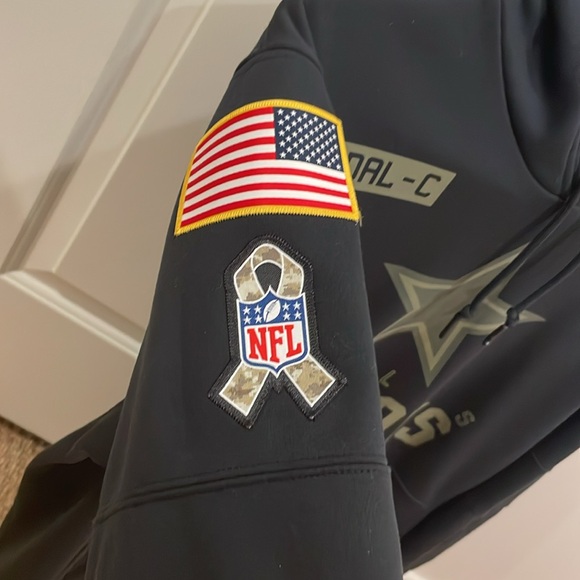 Black Dallas Cowboys Salute to Service Hoodie Size Medium - Picture 4 of 6